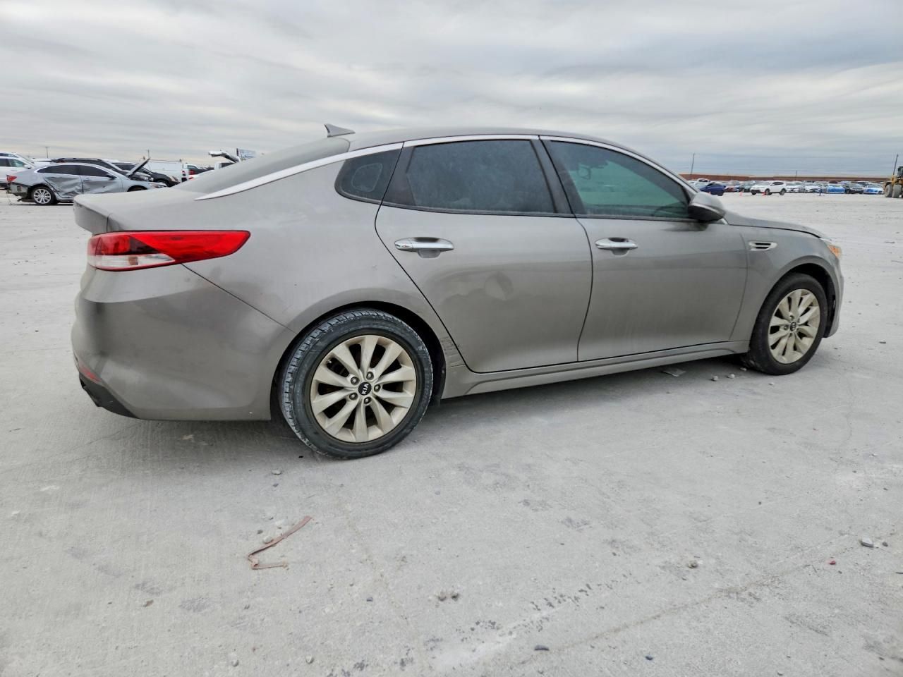 2017 KIA Optima lx