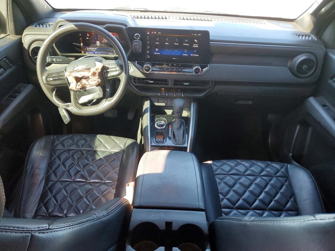 2023 Chev Colorado