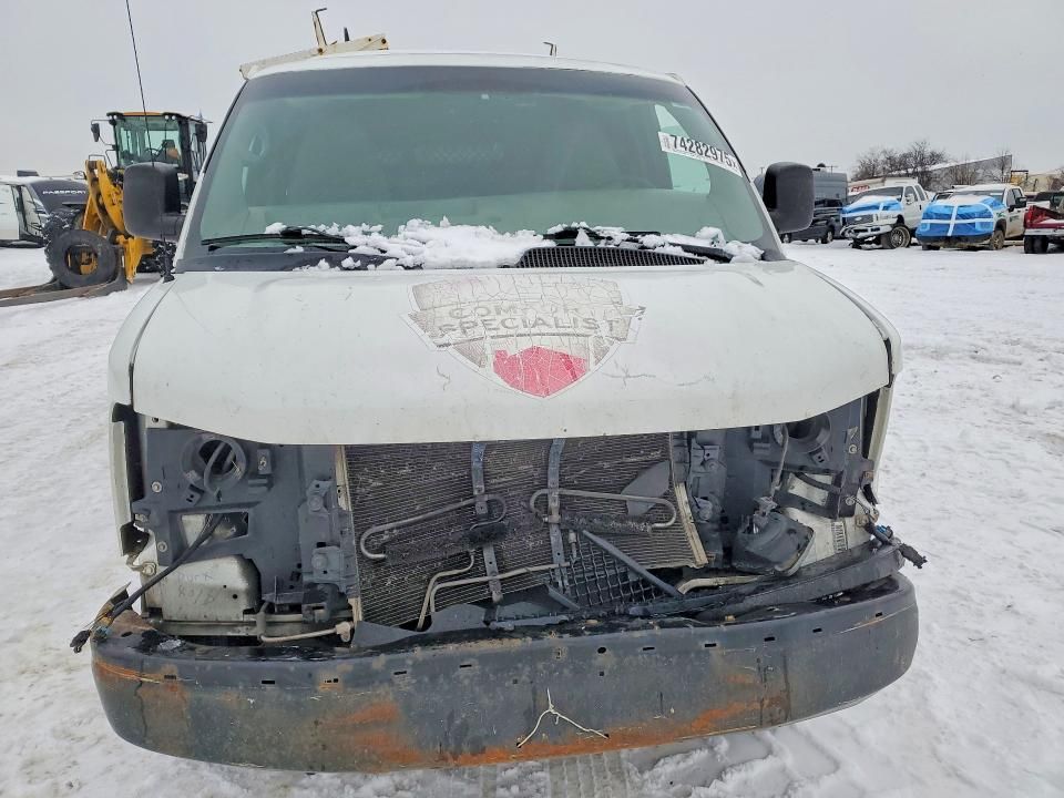 2014 Chevrolet Express G2500