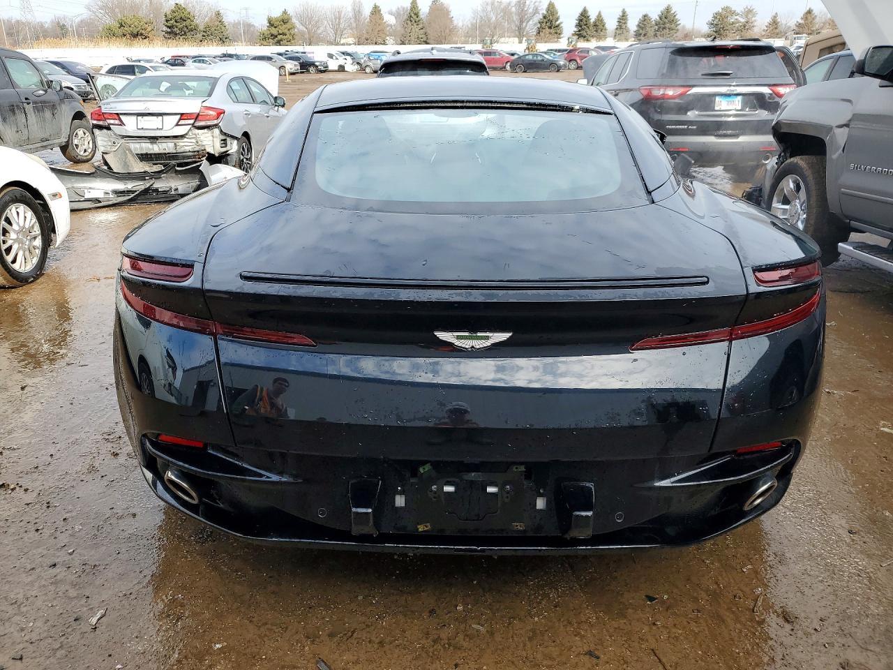 2018 Aston Martin Db11