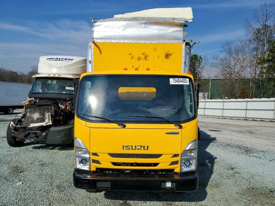 2023 Isuzu NPR HD-BOX Truck