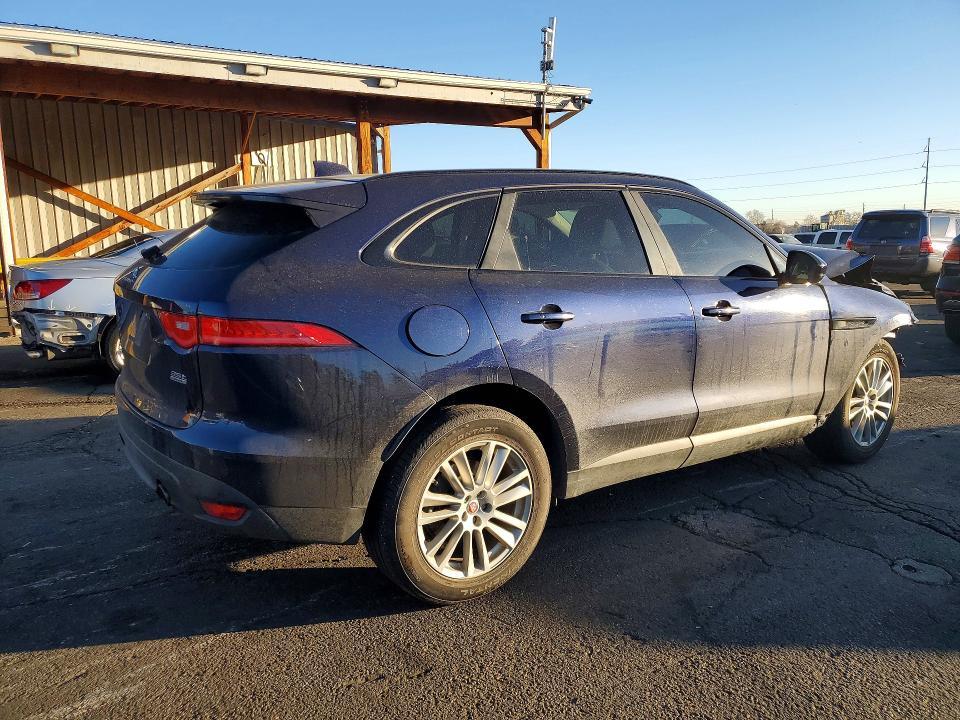 2017 Jaguar F-pace Prestige