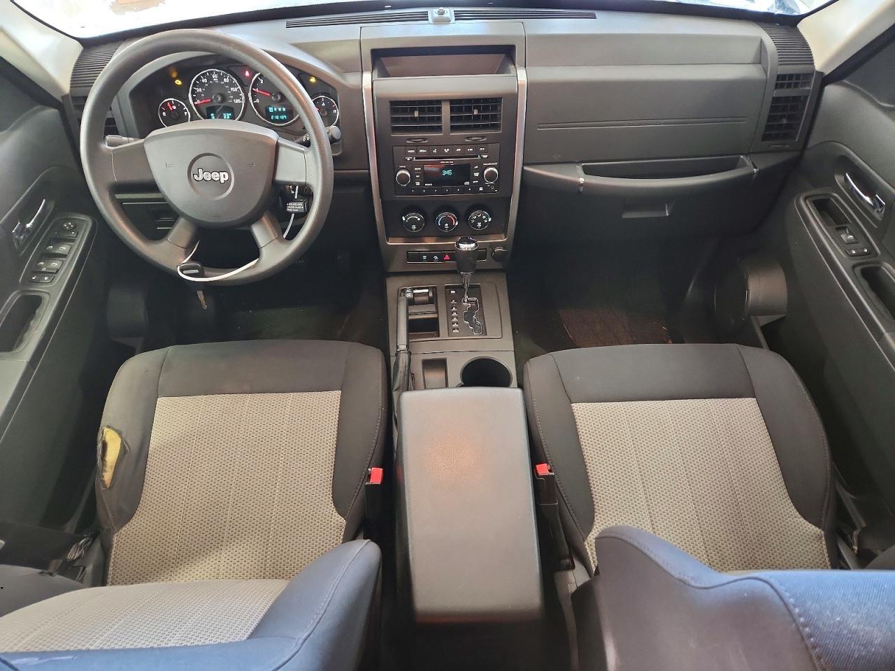 2009 Jeep Liberty Sport