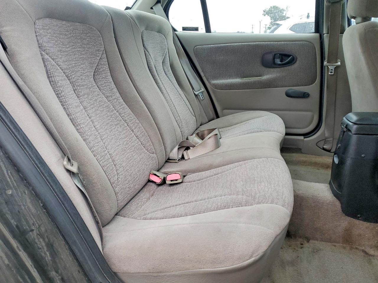 2000 Saturn SL2