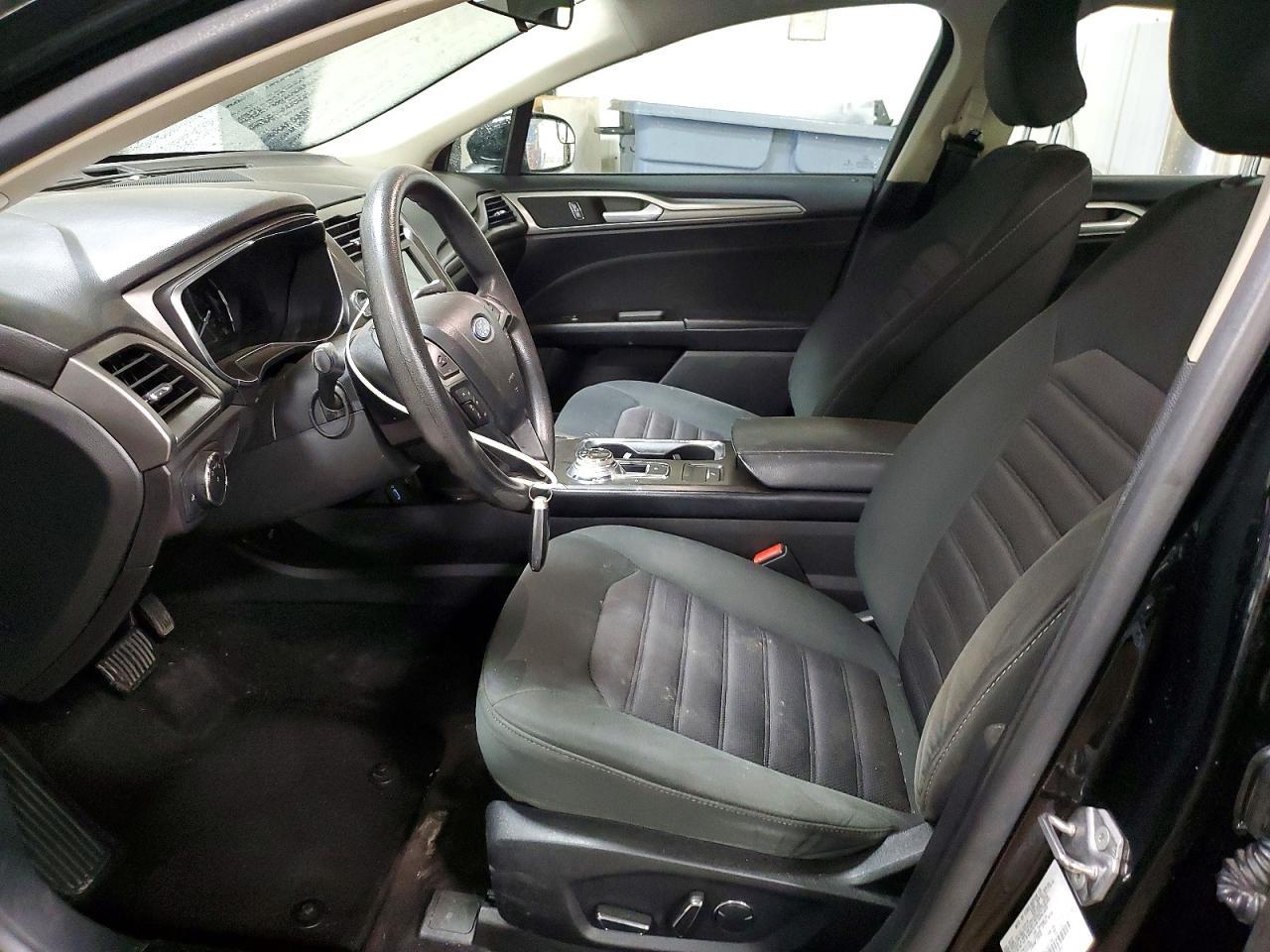 2017 Ford Fusion se