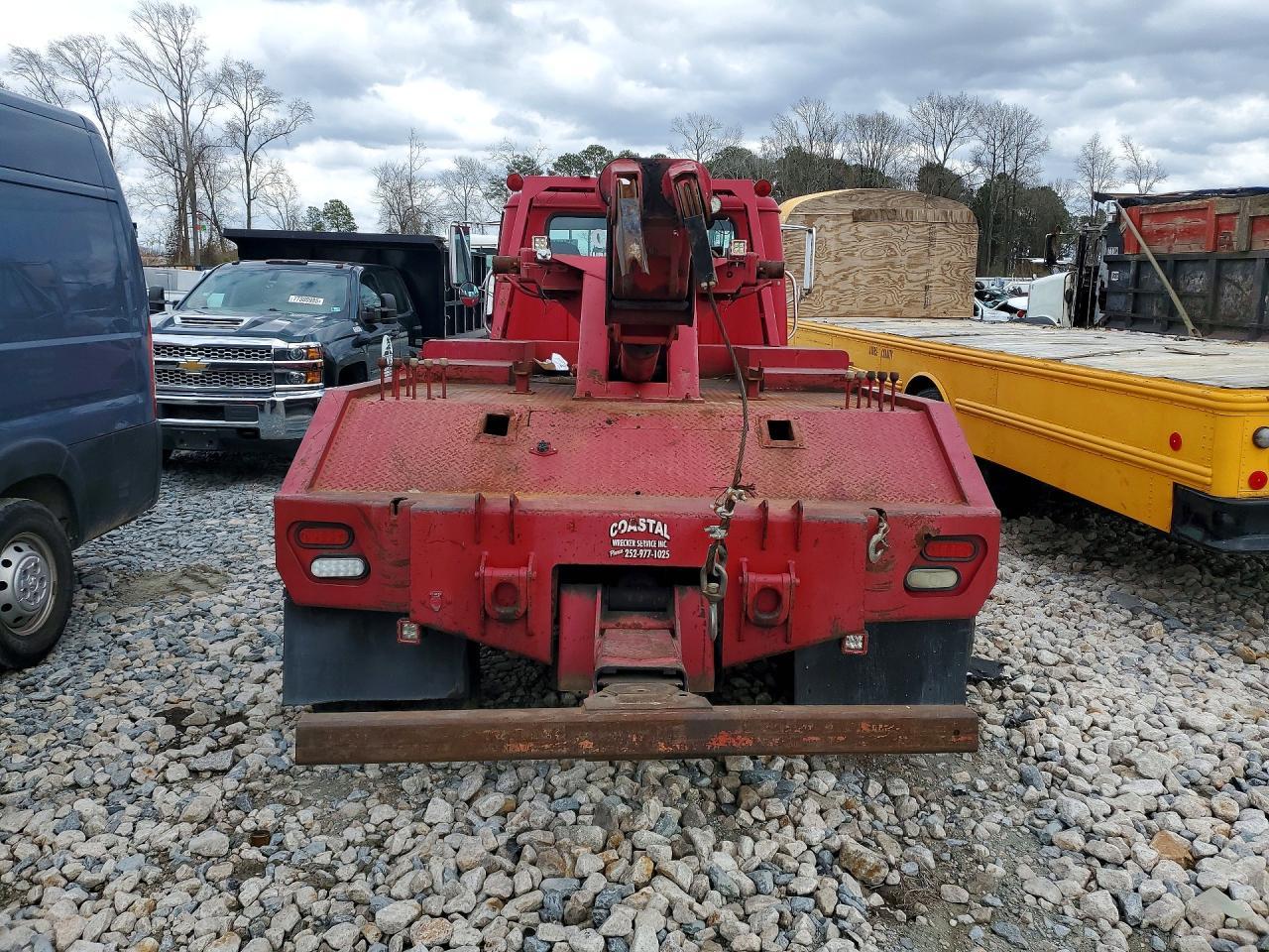 1999 International 4700 TOW Truck