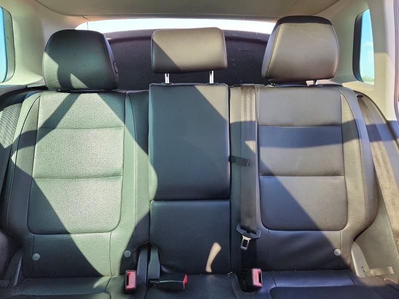 2015 Volkswagen Tiguan s