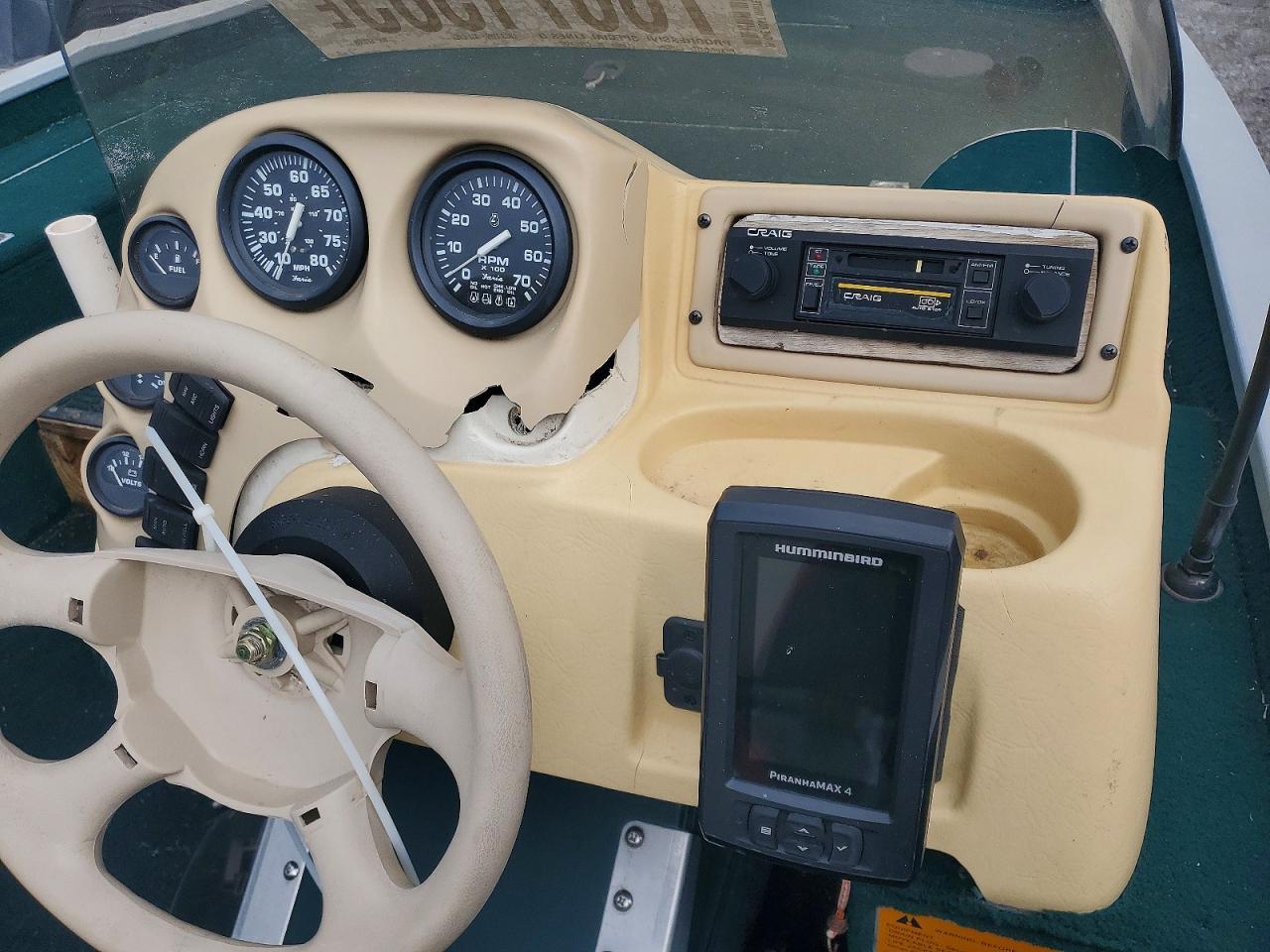 1999 Lowe Boat