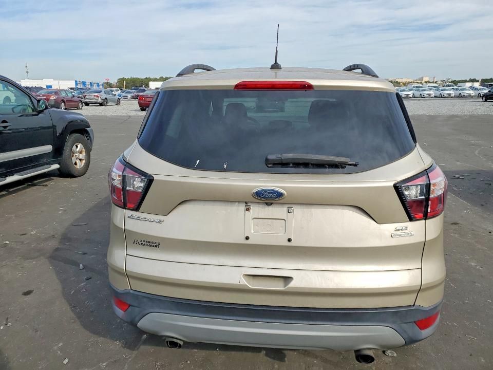 2018 Ford Escape se