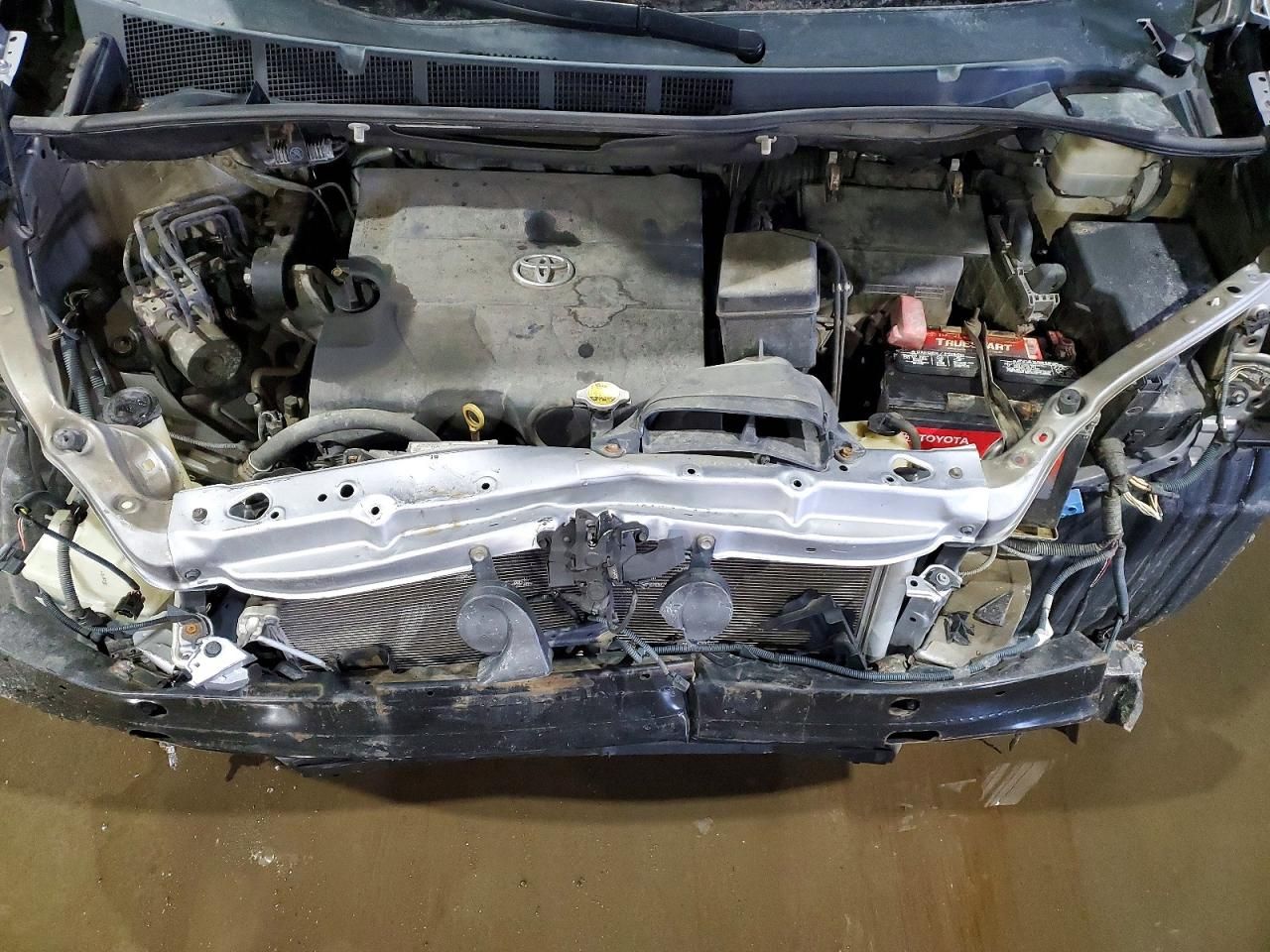 2013 Toyota Sienna xle