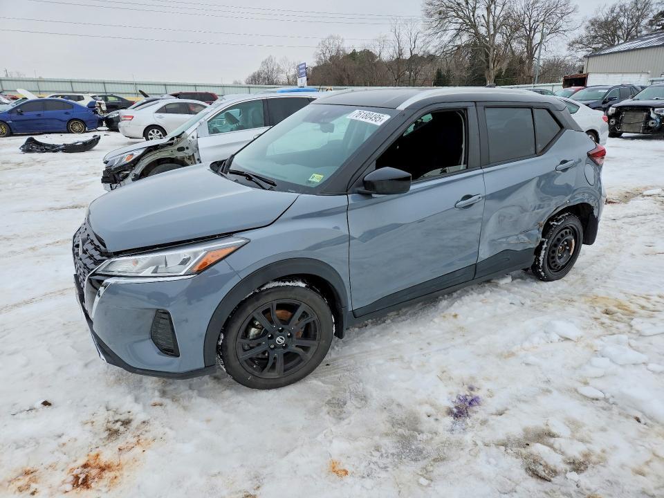 2021 Nissan Kicks sv