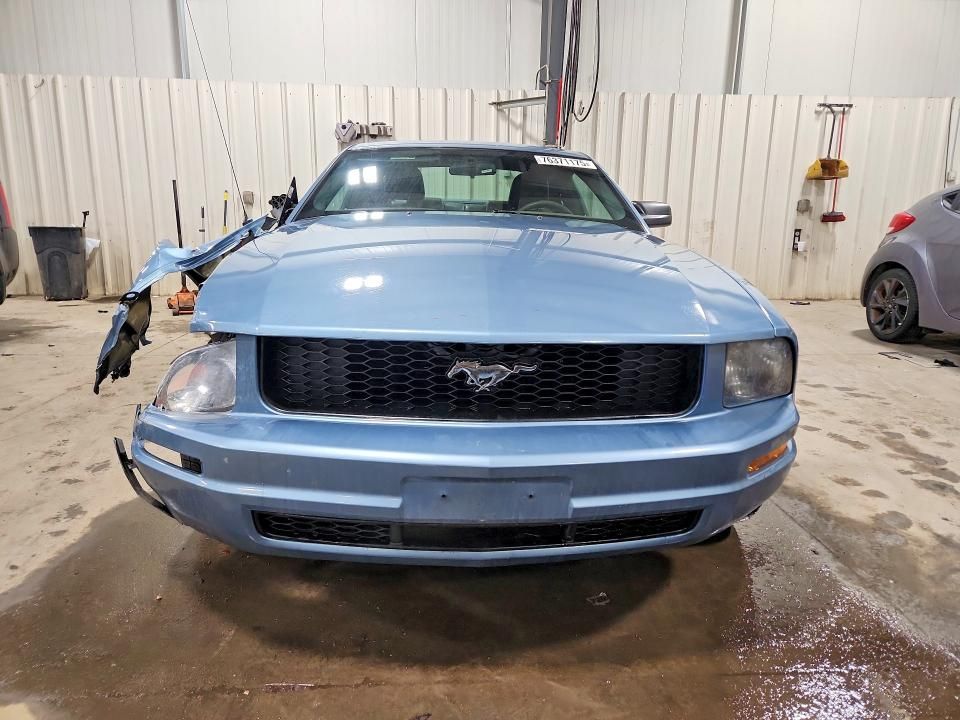 2005 Ford Mustang