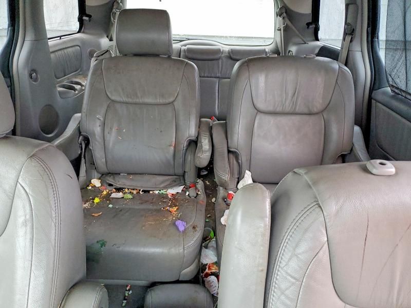 2008 Toyota Sienna xle