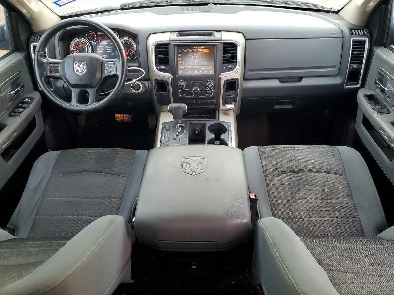 2013 Dodge Ram 1500 slt