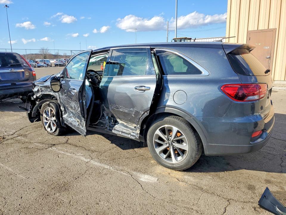 2020 KIA Sorento lx V6