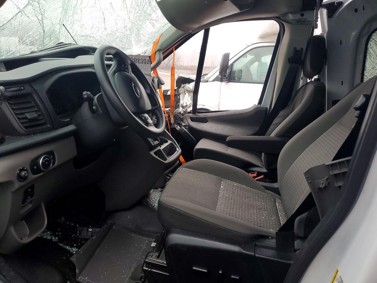 2024 Ford Transit T-250