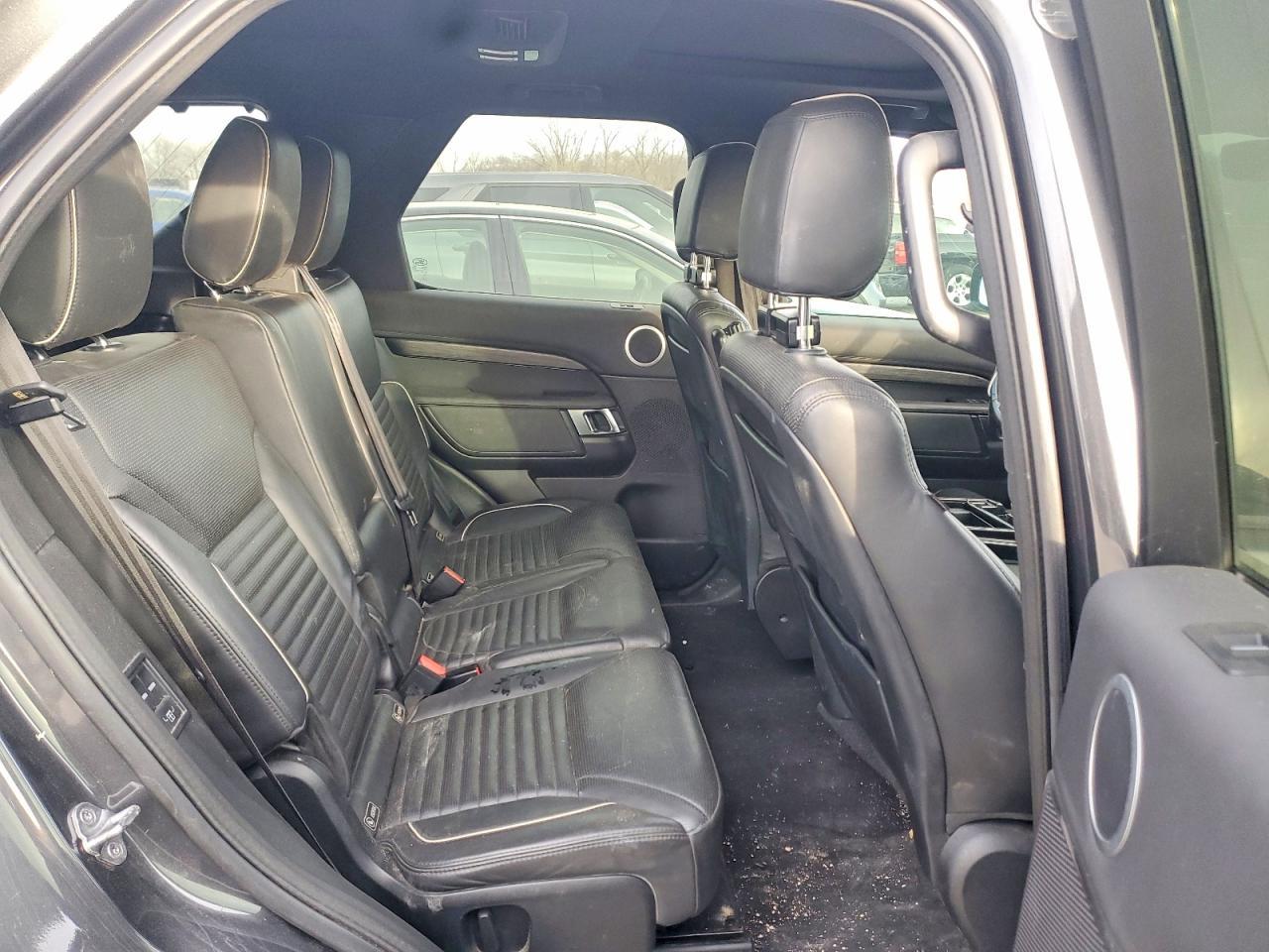 2018 Land Rover Discovery hse