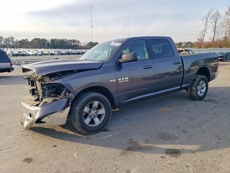 2020 Dodge Ram 1500 Classic slt
