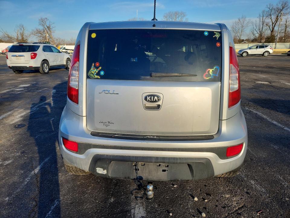 2013 KIA Soul Base