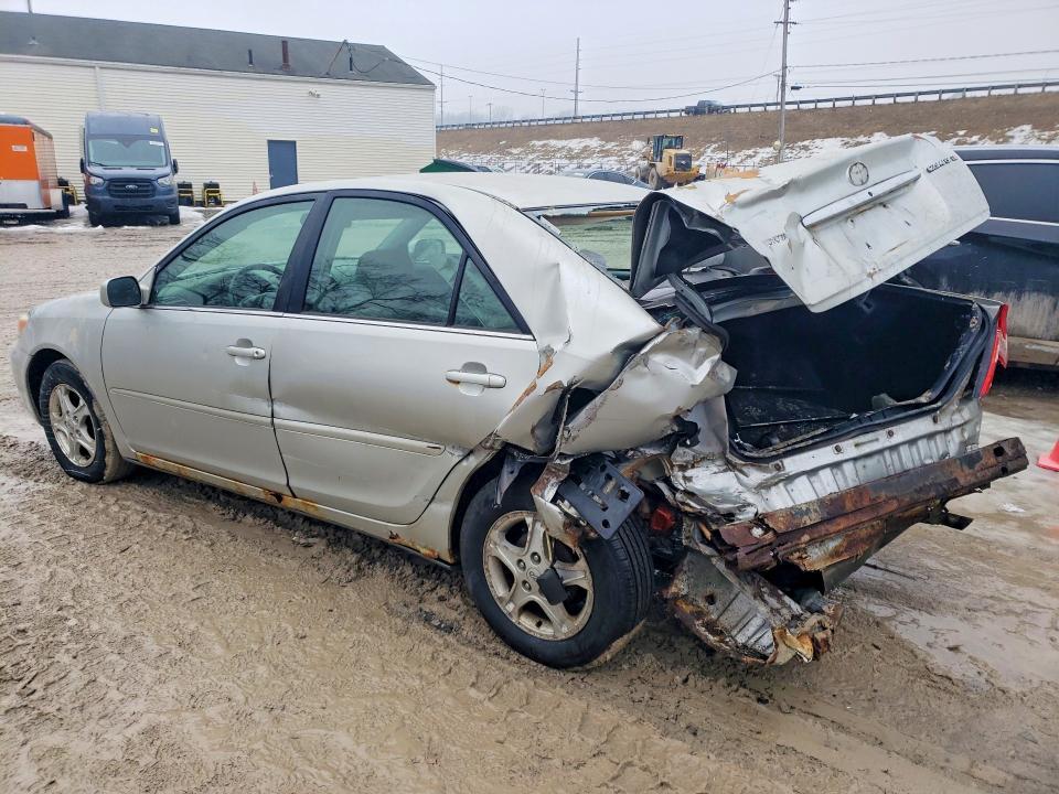 2002 Toyota Camry le