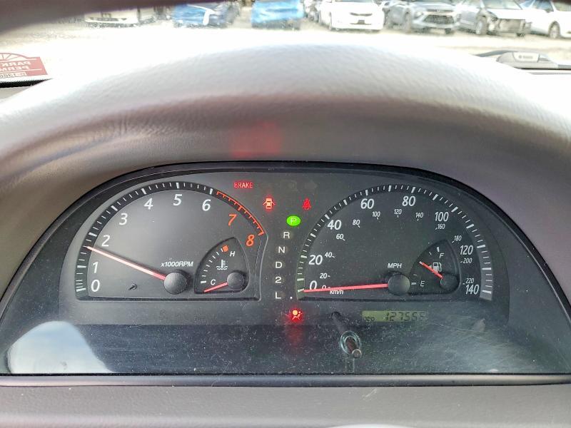 2003 Toyota Camry le