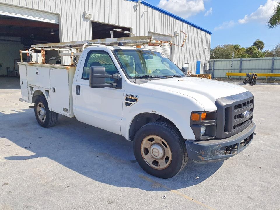 2008 Ford F350 4X2 SRW Splice Truck