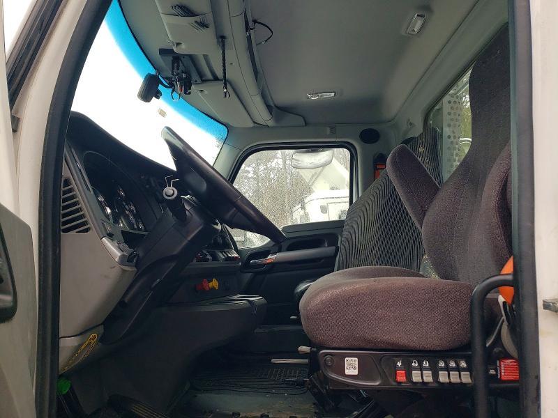 2020 Kenworth T680 Semi Truck