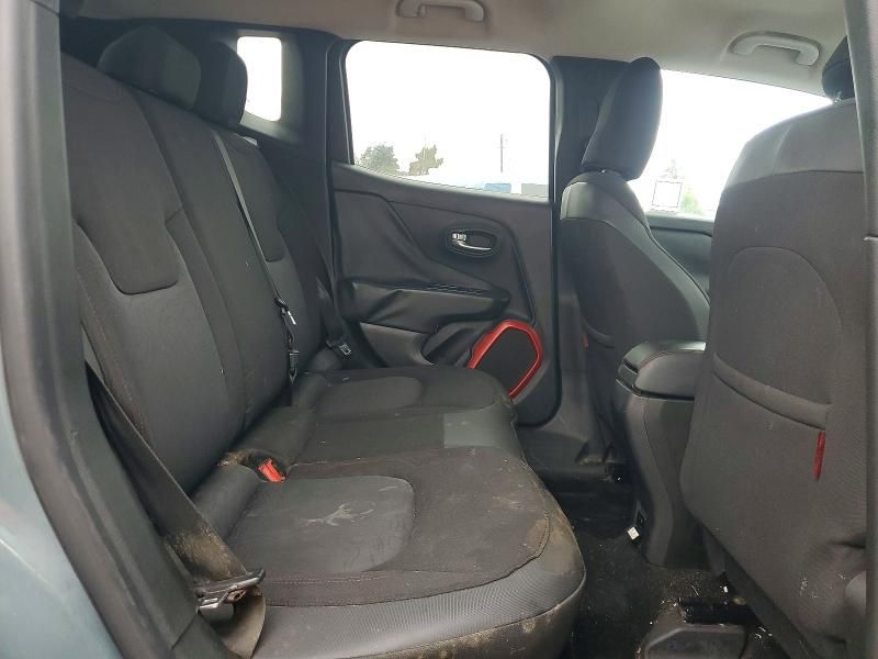 2015 Jeep Renegade Trailhawk