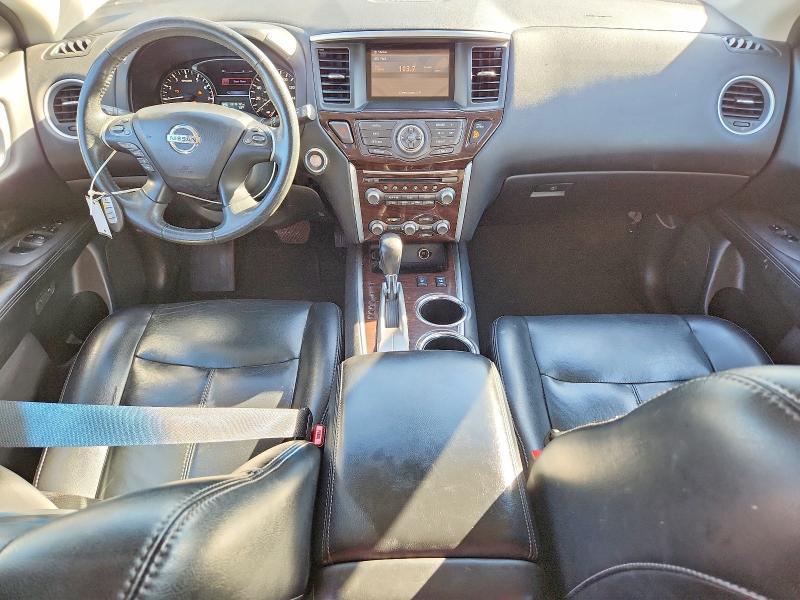 2015 Nissan Pathfinder sl