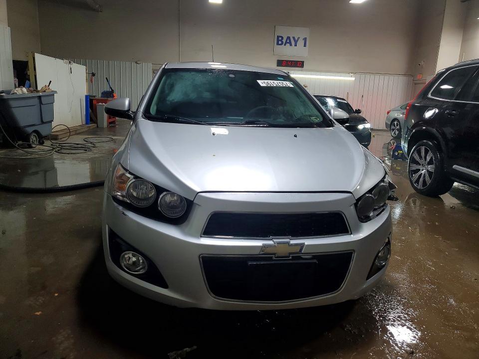 2016 Chevrolet Sonic lt