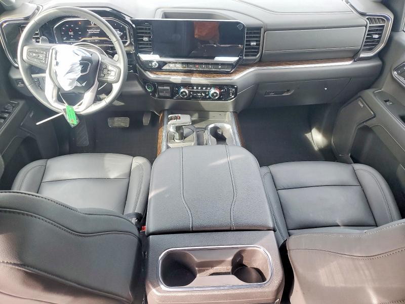 2024 GMC Sierra K1500 Elevation