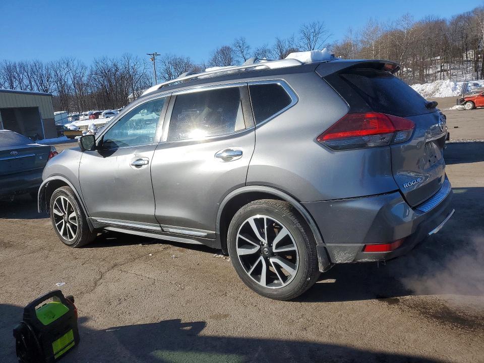 2018 Nissan Rogue s