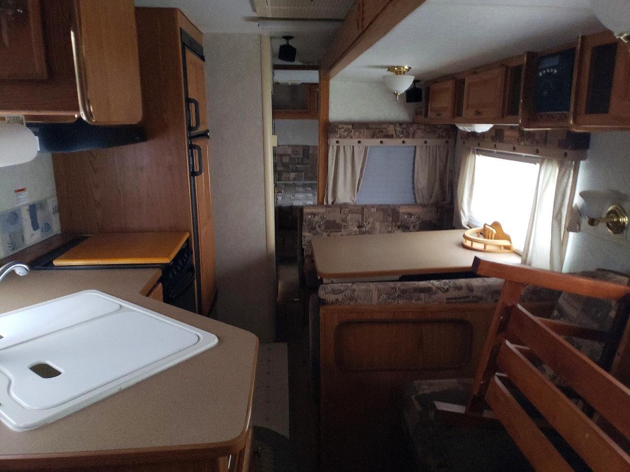 2004 Fleetwood Wilderness Camper