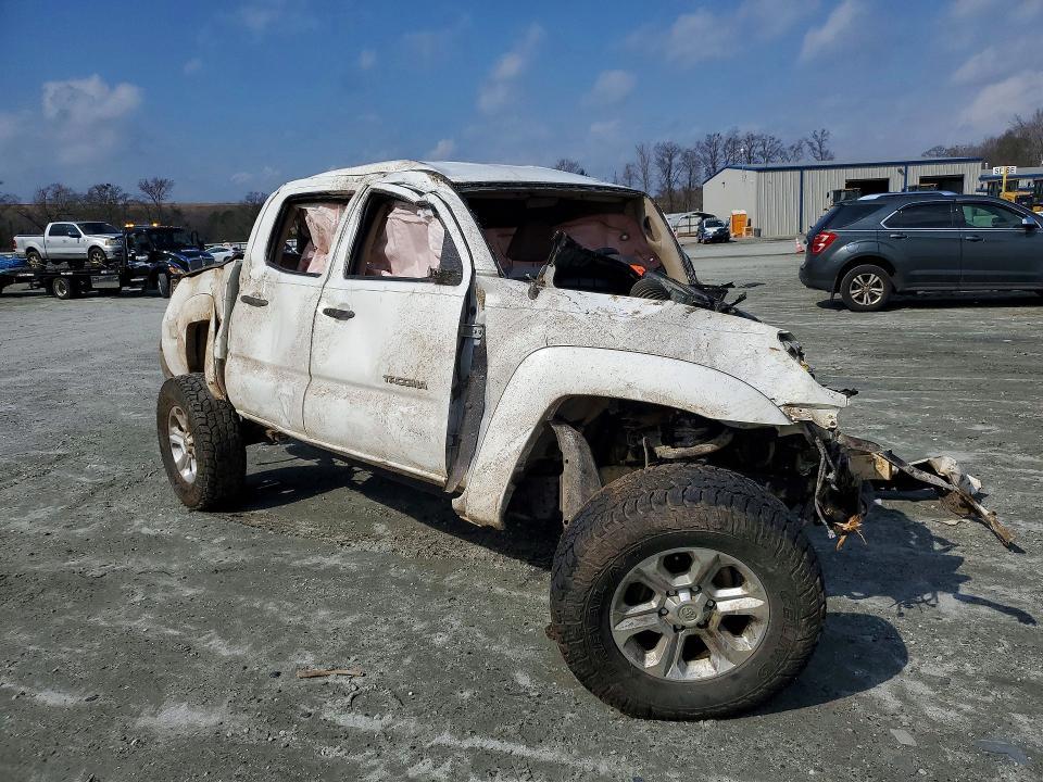 2015 Toyota Tacoma Double cab Prerunner