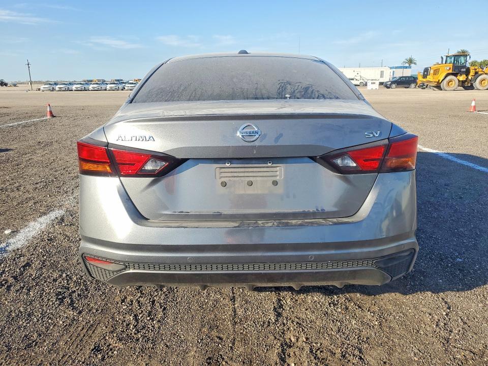 2022 Nissan Altima