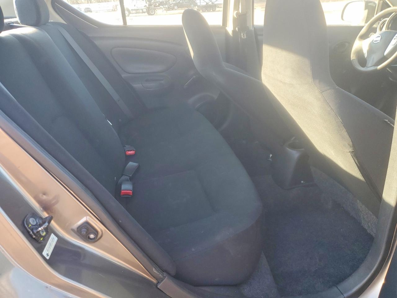 2015 Nissan Versa