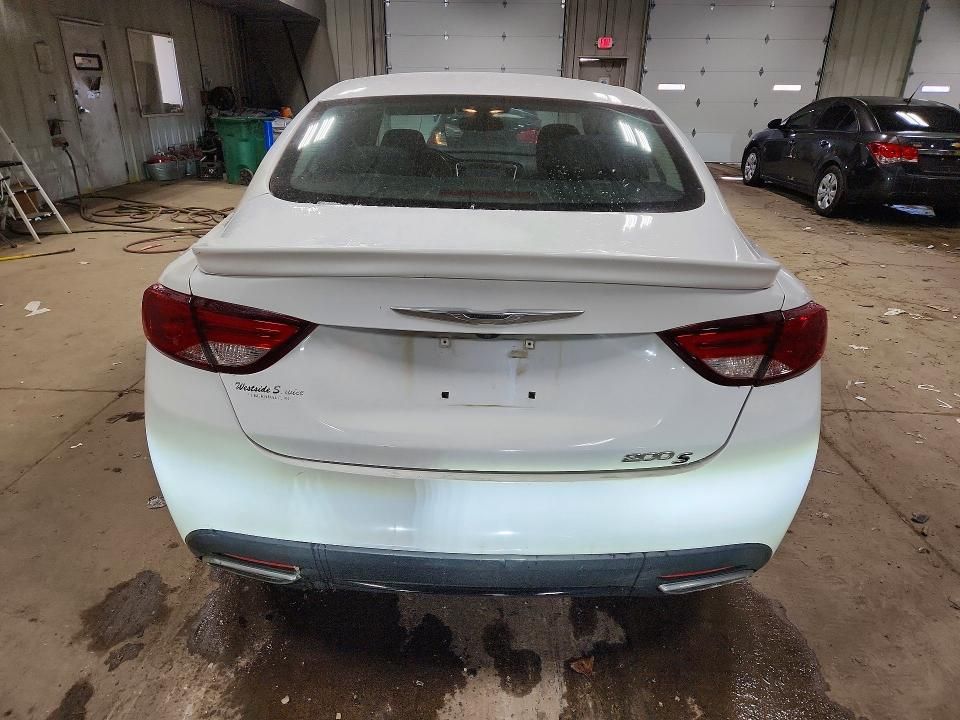2015 Chrysler 200 Limited