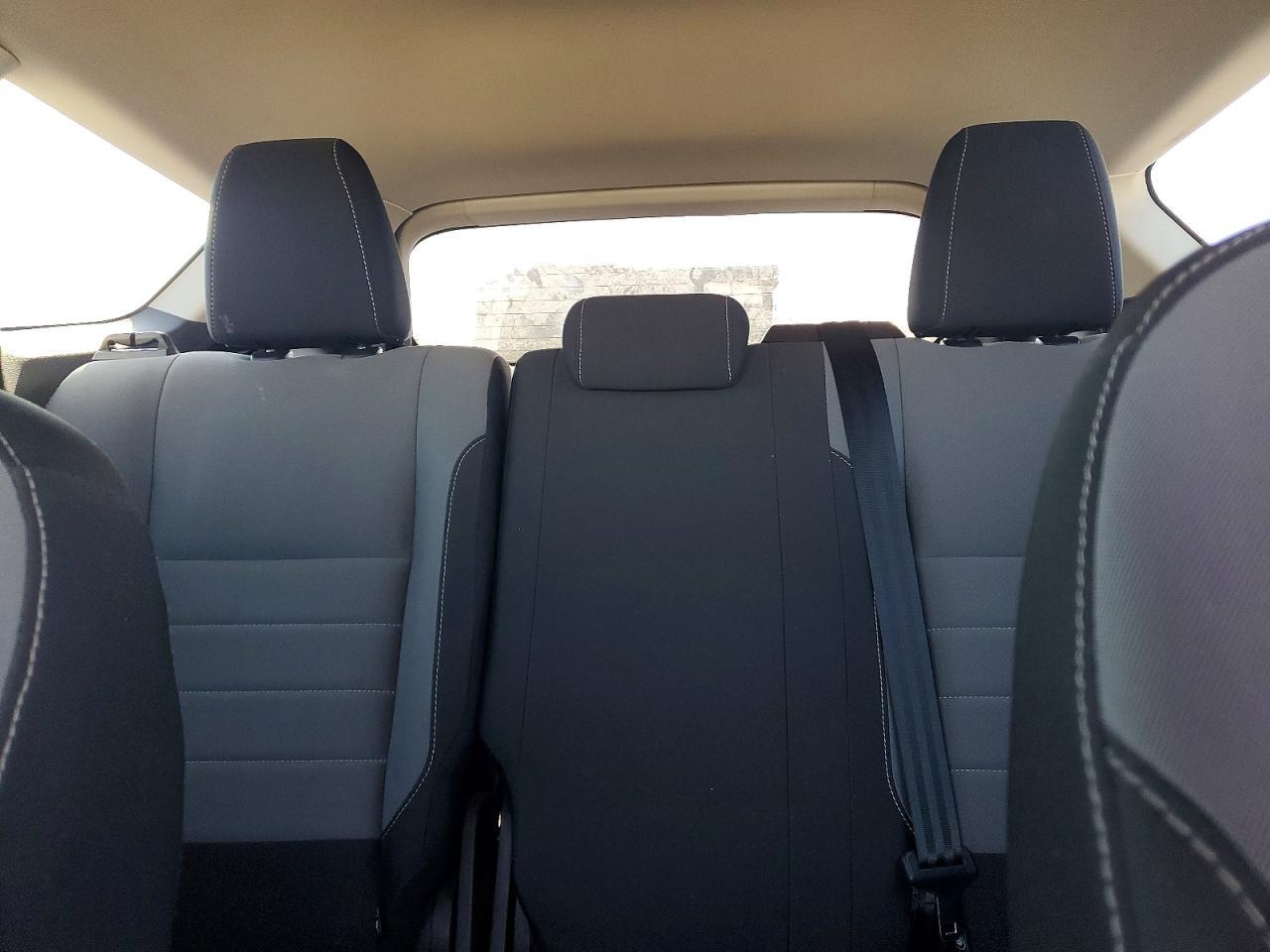 2019 Ford Escape s