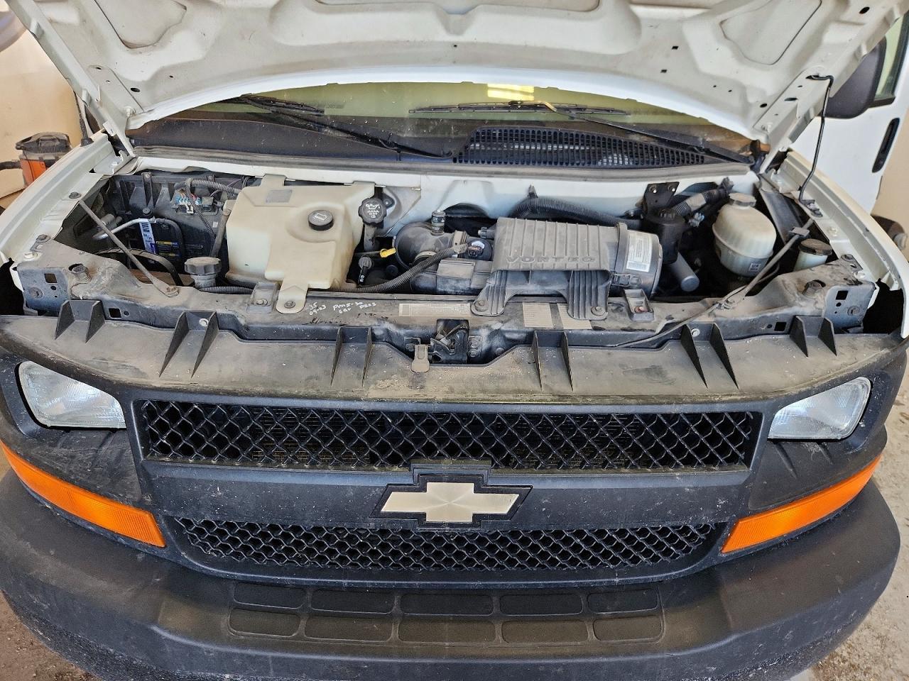 2003 Chevrolet Express 2500 Delivery Van