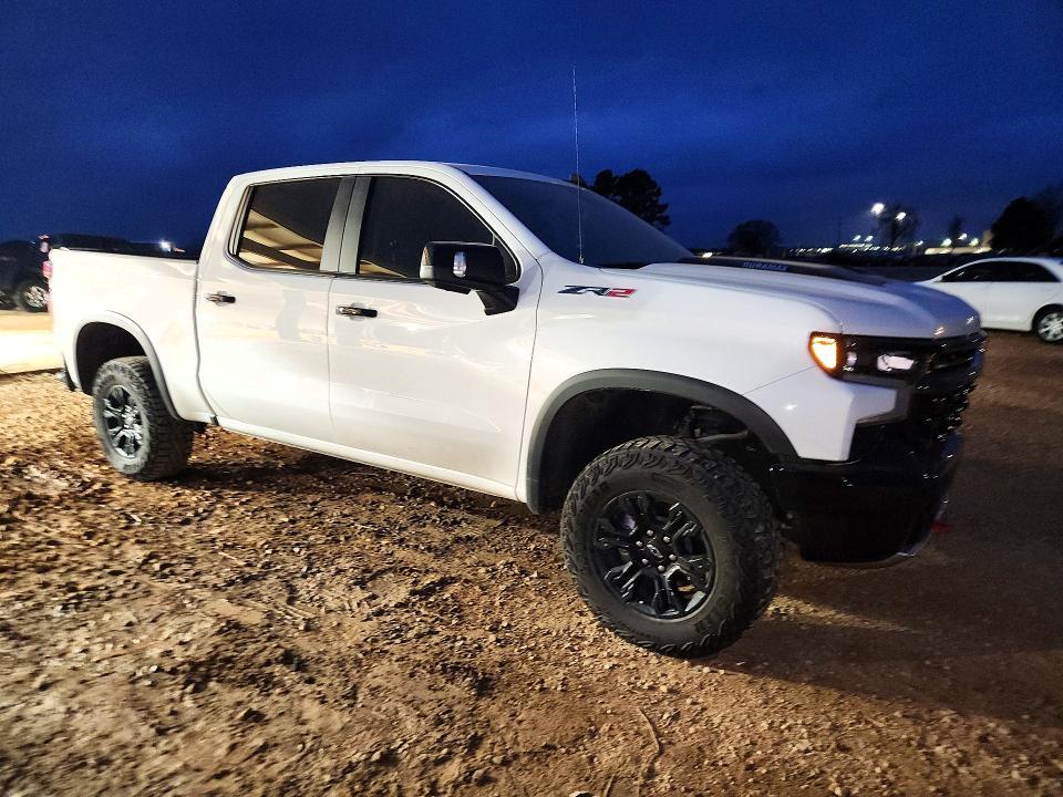 2024 Chevrolet Silverado K1500 ZR2