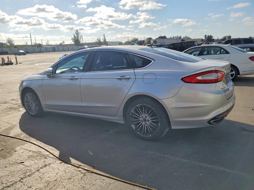2015 Ford Fusion se