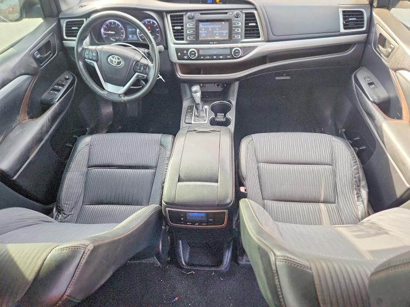 2014 Toyota Highlander le