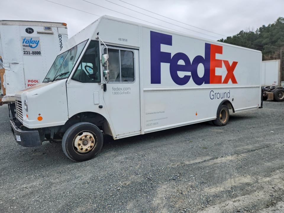 2018 Freigliner 2018 Freightliner Mt45g Chassis Delivery Truck