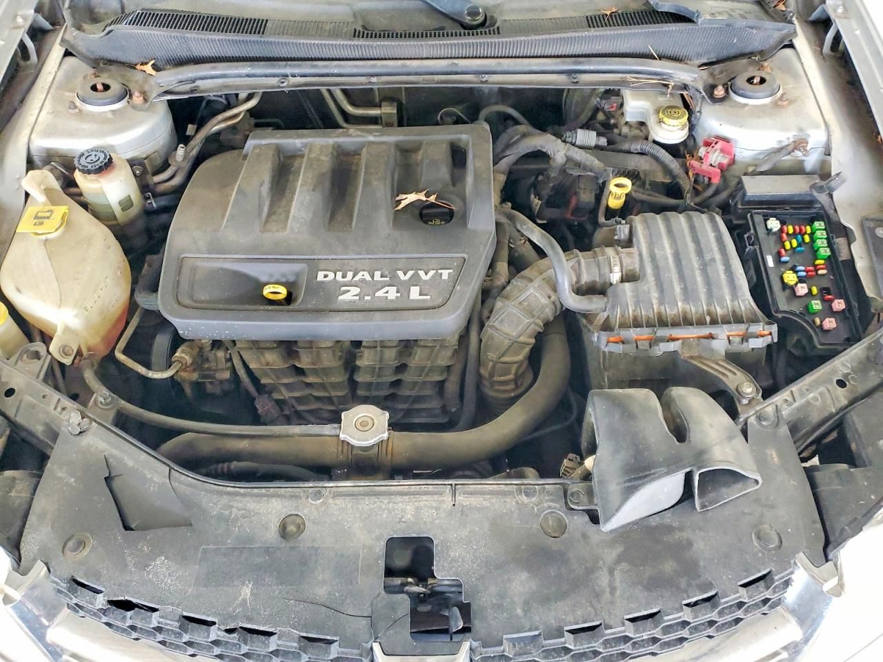 2012 Dodge Avenger se