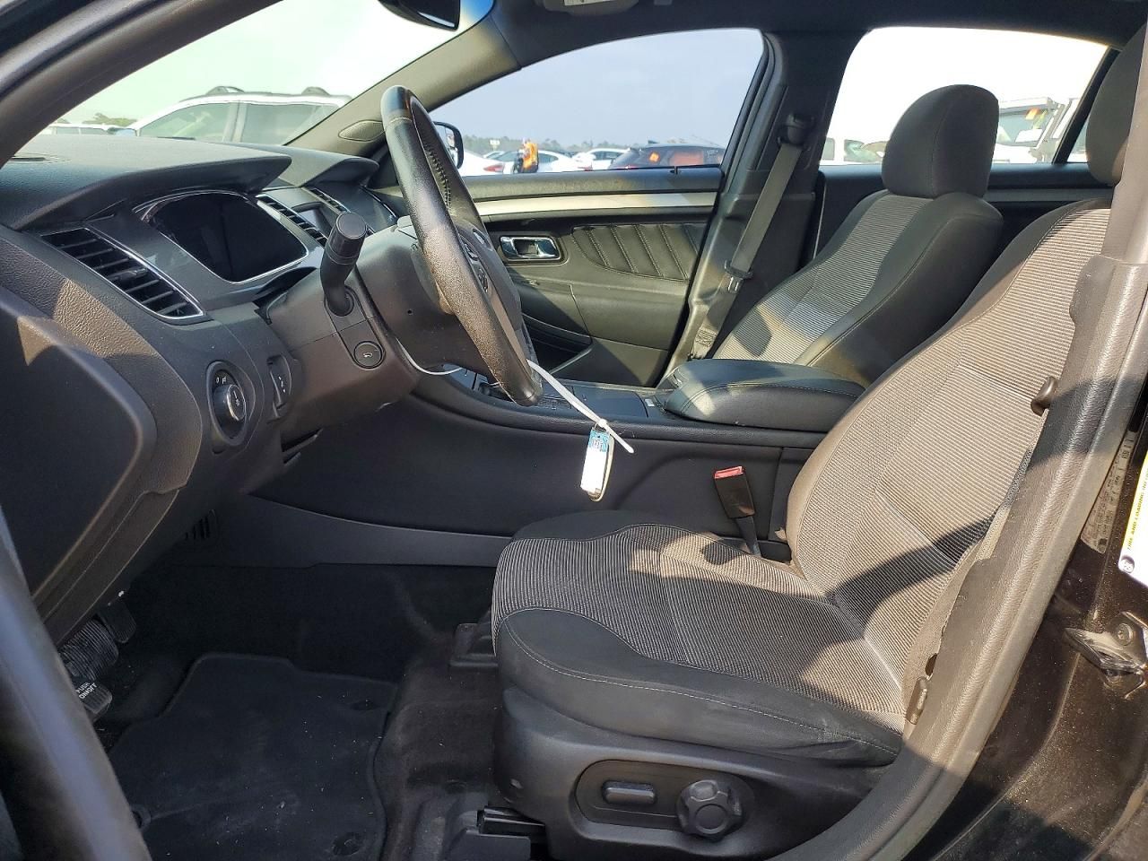 2015 Ford Taurus sel