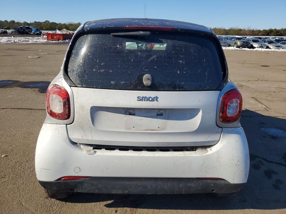 2016 Smart Cars Fortwo