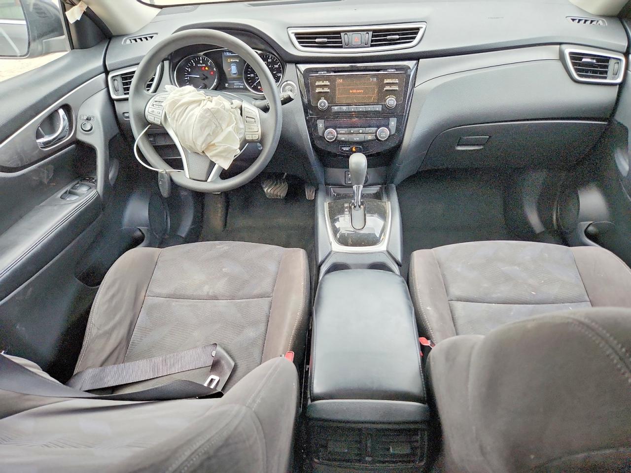 2015 Nissan Rogue sv