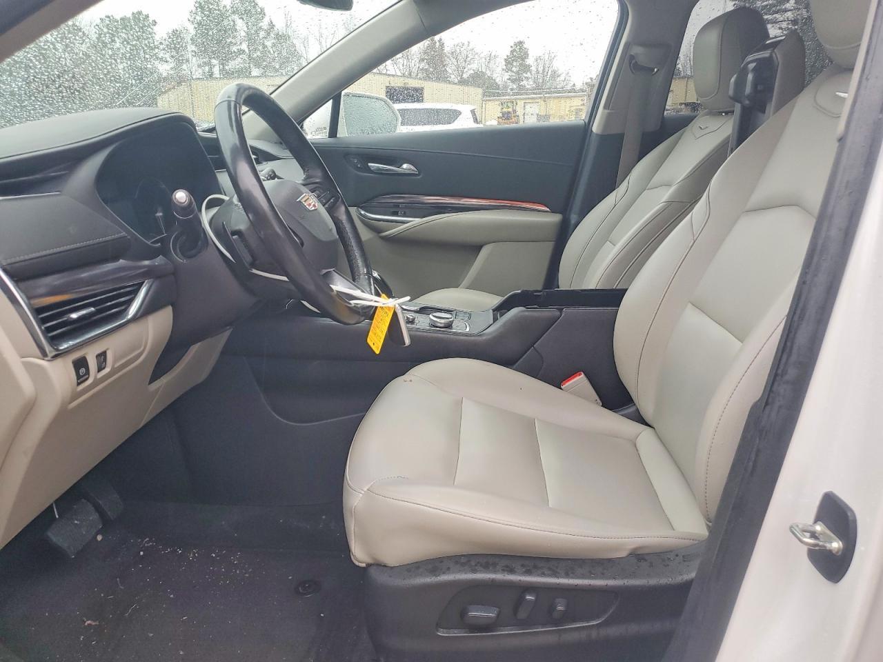 2019 Cadillac XT4 Luxury