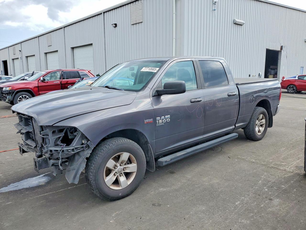 2020 Dodge Ram 1500 Classic slt