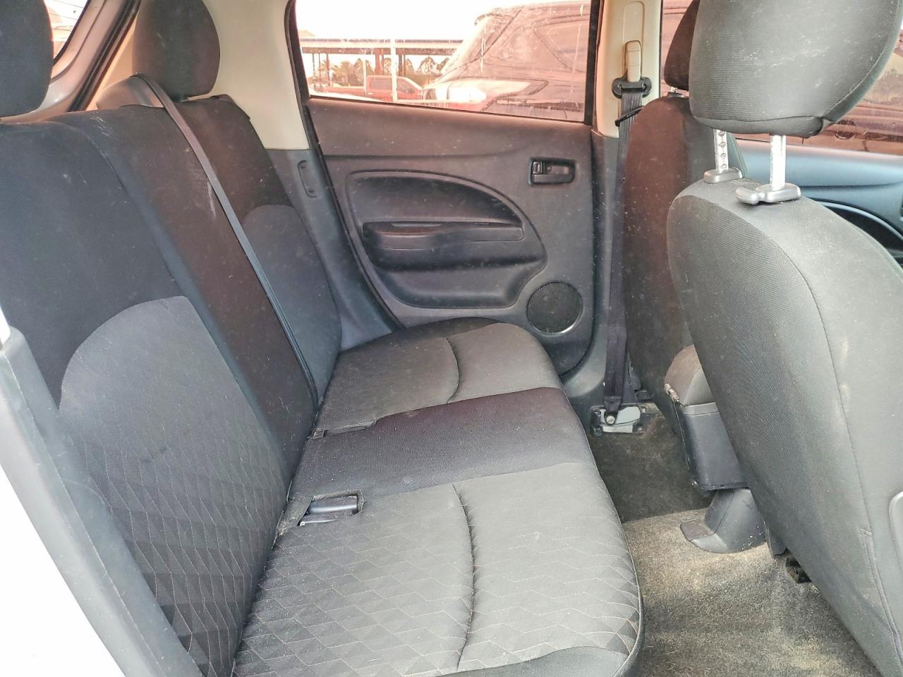 2021 Mitsubishi Mirage es